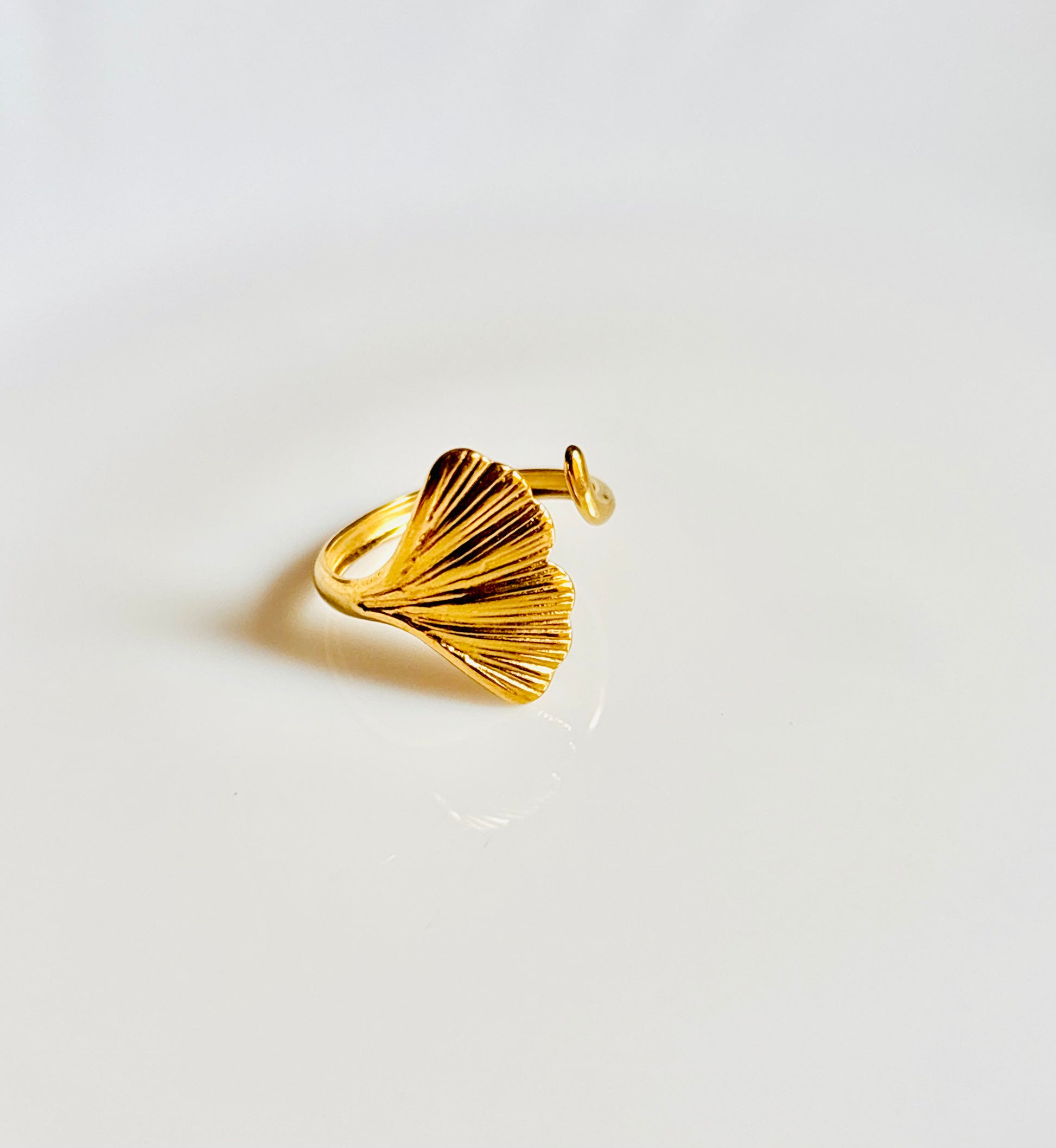 adjustable ring, 18K gold plated, stainless steel, shiny, durable, dainty
