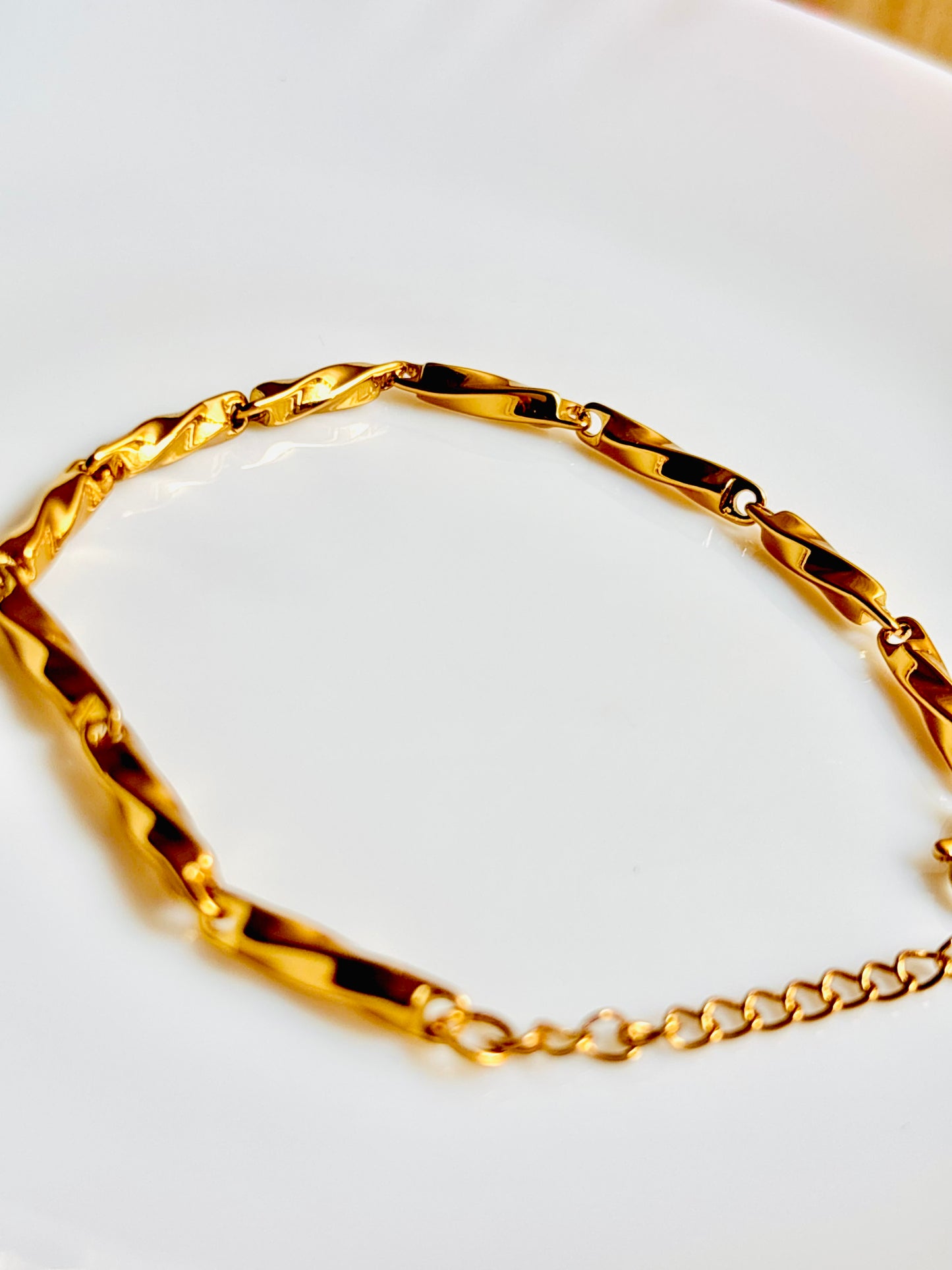 trendy; twisted; design; elegant; classy; new; launch' affordable; formal' office