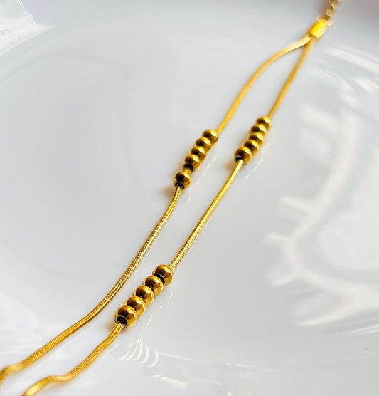 stainless steel base, hypoallergenic, bracelet