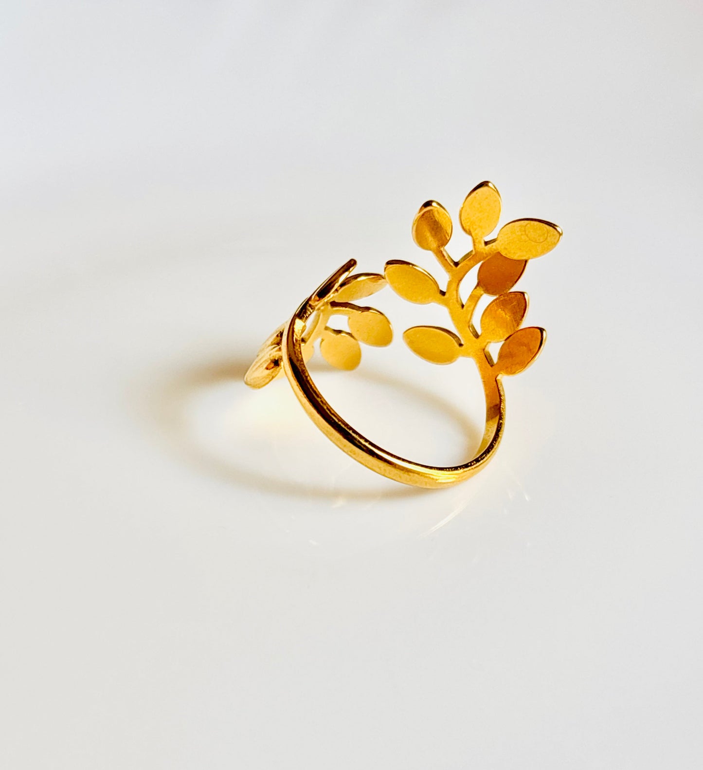 Leaf gold ring, premium, classy, daily, waterproof