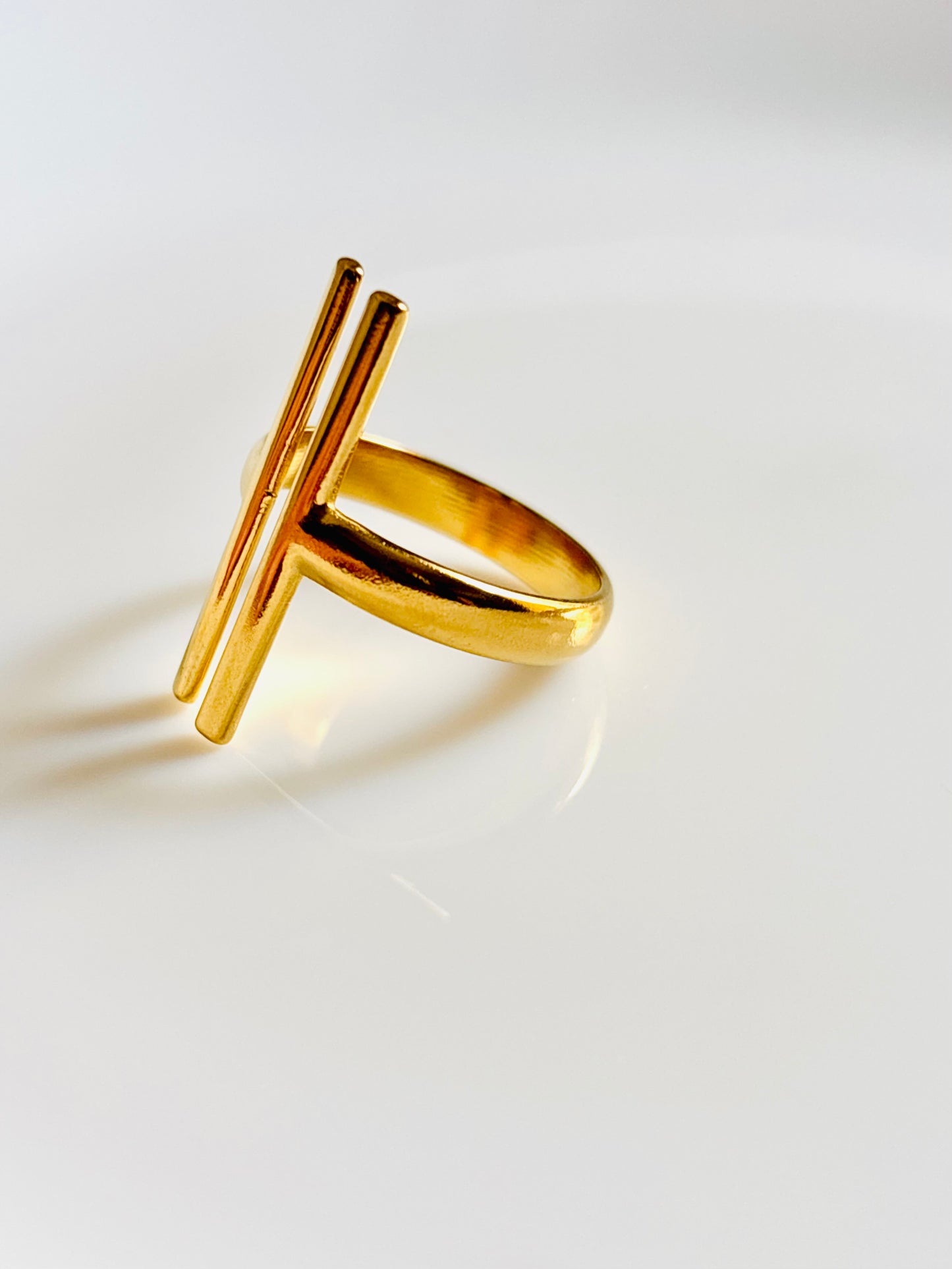 Sassy Bee Anti-Tarnish Ring