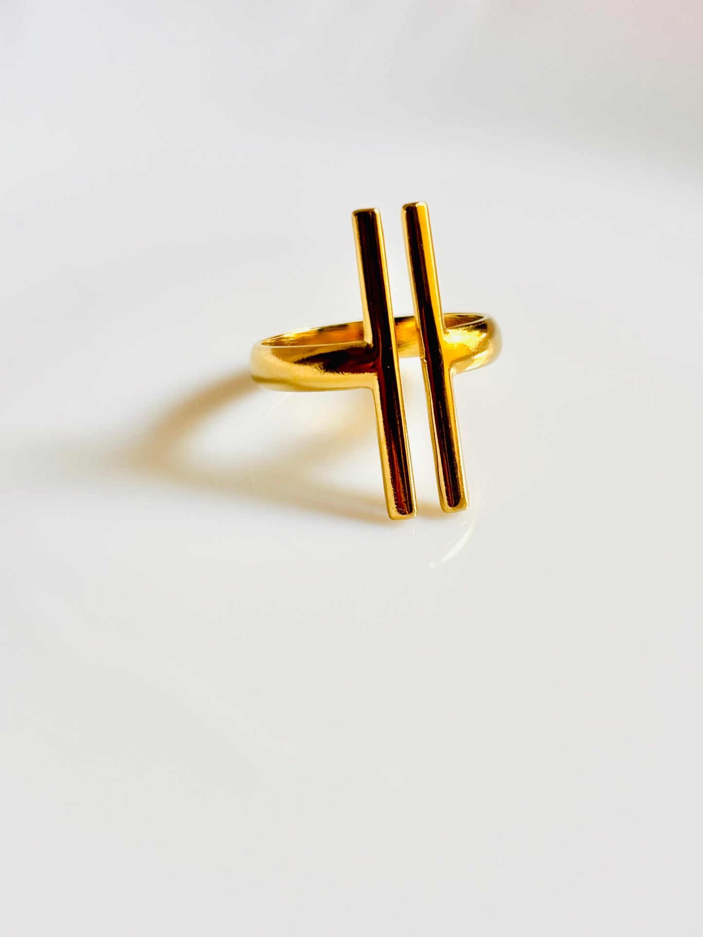 Sassy Bee Anti-Tarnish Ring