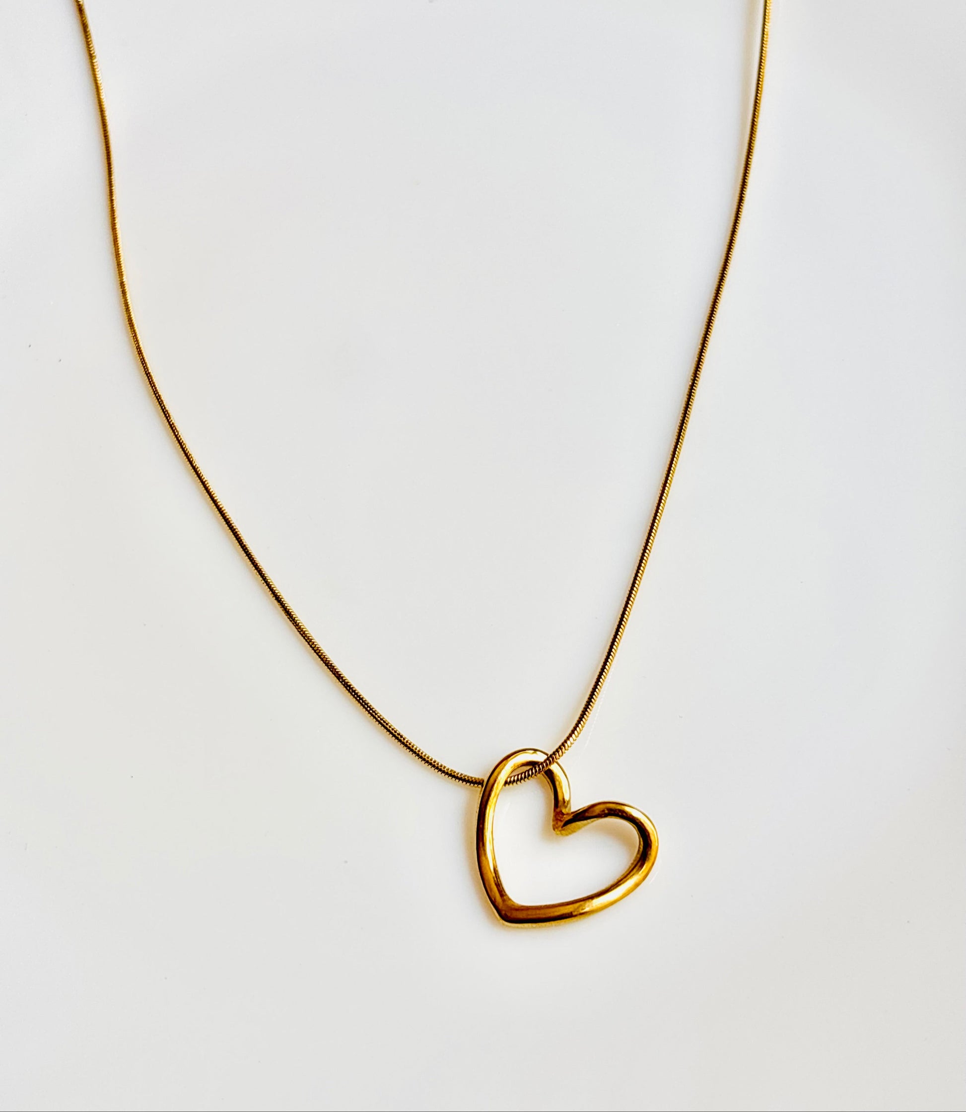 Heart shaped, hollow heart, daily wear, necklace, pendant