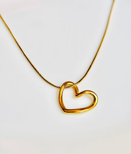Heart pendant, golden, anti-tarnish