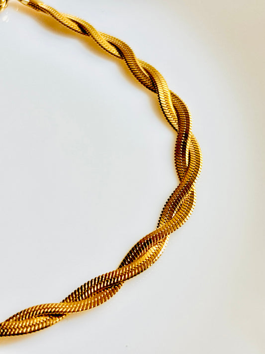 tangle, zig-zac, gold-plated, hypollergenic, demi-fine, stainless steel base