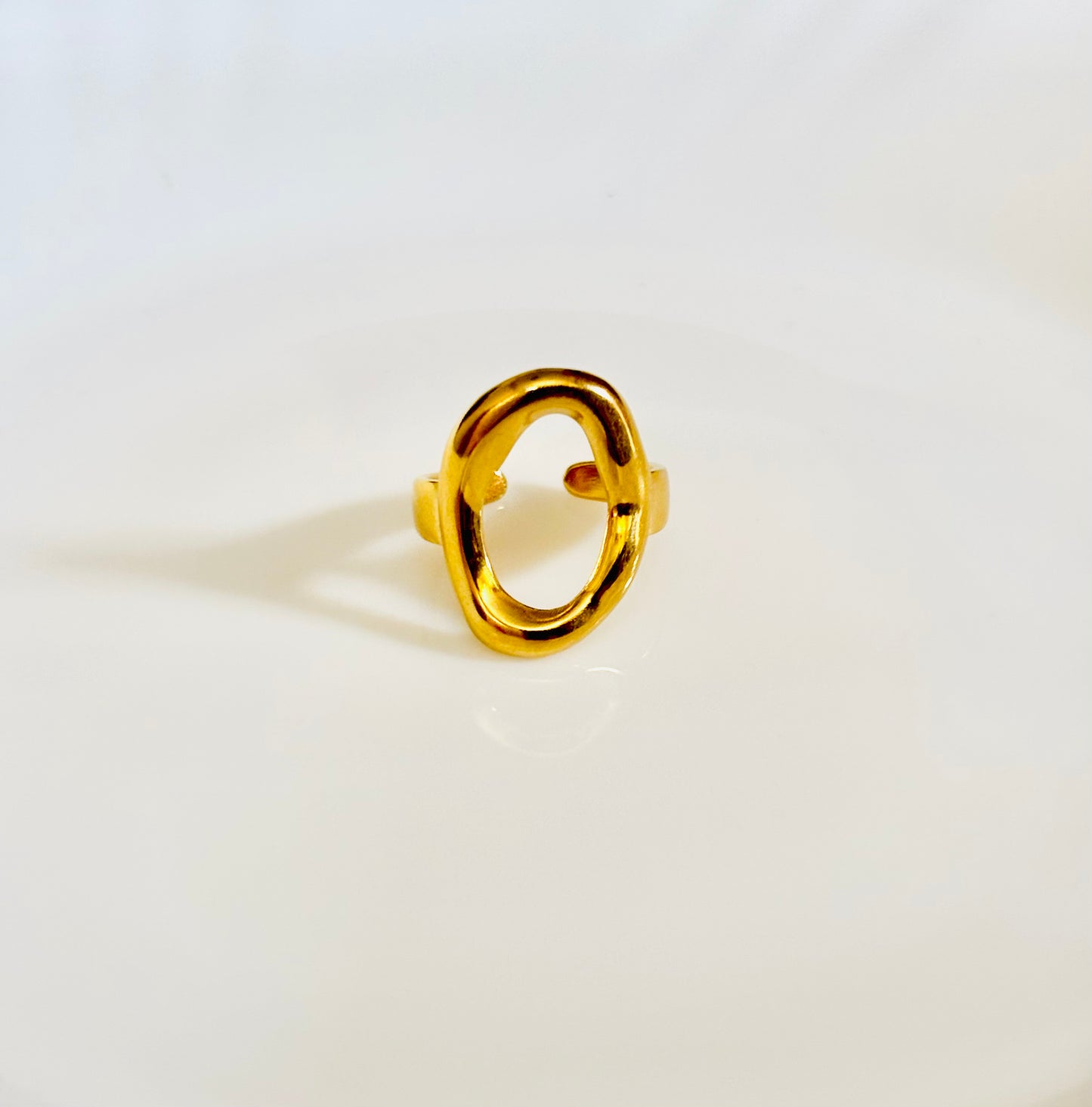 golden ring; tarnish resistant; jewelry; daily wear; classy; office; formal wear ring; casual; gift; love ring